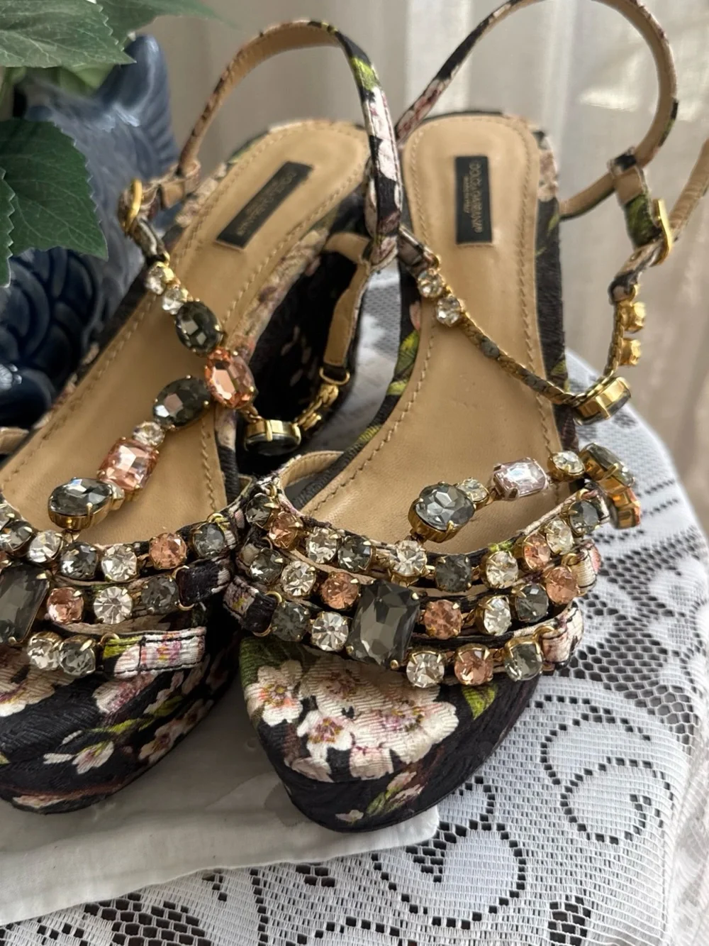 Dolce & Gabbana Black Floral Jeweled T-Strap Platform Sandal